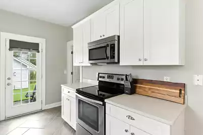 203 Hydrangea Street, Summerville, SC 29483 - Photo 17