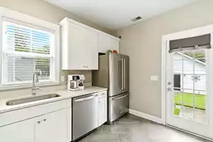 203 Hydrangea St, Summerville, SC 29483 - Photo 19