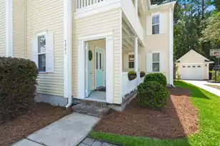 3261 Beaconsfield Rd, Mount Pleasant, SC 29466 - Photo 3