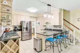 207 Quinby St, Summerville, SC 29483 - Photo 15