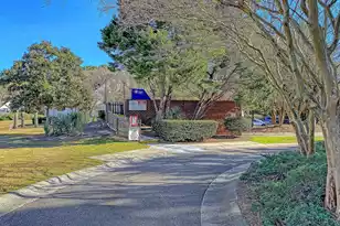 2011 Hwy 17 N, Mount Pleasant, SC 29466 - Photo 45