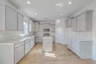 611 Squire Pope Rd, Summerville, SC 29486 - Photo 13