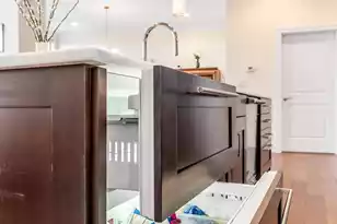 355 Cooper River Dr, Mount Pleasant, SC 29464 - Photo 7