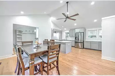 129 Sycamore Drive, Summerville, SC 29485 - Photo 9