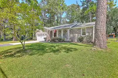 129 Sycamore Drive, Summerville, SC 29485 - Photo 3