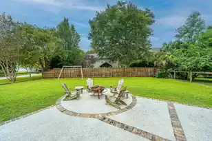 2040 Comingtee Ln, Mount Pleasant, SC 29464 - Photo 29