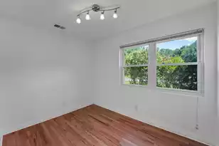 1749 Lady Ashley St, Charleston, SC 29412 - Photo 15