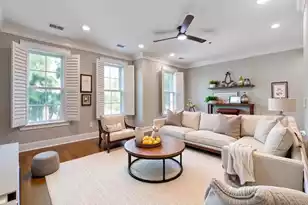 656 Coleman Blvd, Mount Pleasant, SC 29464 - Photo 5