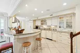 32 Church St, Charleston, SC 29401 - Photo 13