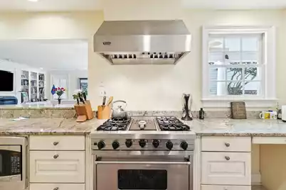 32 Church Street, Charleston, SC 29401 - Photo 11