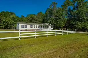 406 Fairwoods Ln, Ridgeville, SC 29472 - Photo 3