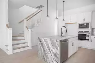 1057 Glenshaw St, North Charleston, SC 29405 - Photo 9