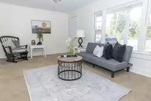 625 Cavan St, Holly Hill, SC 29059 - Photo 3