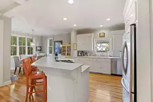 2922 Marsh Breeze Ln, Mount Pleasant, SC 29466 - Photo 9