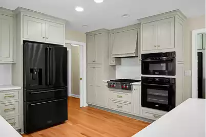 1014 Main Street S, Summerville, SC 29483 - Photo 13