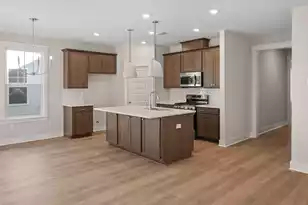 300 Creek Pointe Dr, Moncks Corner, SC 29461 - Photo 11