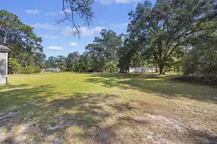 197 Davis Circle, Walterboro, SC 29488 - Photo 7