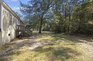 197 Davis Circle, Walterboro, SC 29488 - Photo 9