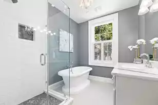 14 Limehouse St, Charleston, SC 29401 - Photo 31