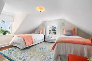 14 Limehouse St, Charleston, SC 29401 - Photo 47