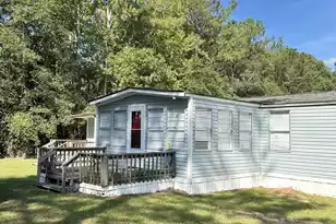 1277 Ackerman Dr, Summerton, SC 29148 - Photo 3