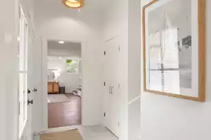 1011 Lakeview Dr, Mount Pleasant, SC 29464 - Photo 33