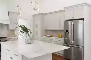 1011 Lakeview Dr, Mount Pleasant, SC 29464 - Photo 15