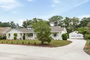 1011 Lakeview Dr, Mount Pleasant, SC 29464 - Photo 3