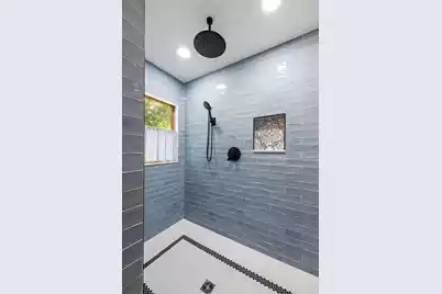 212 Hudson Avenue E, Folly Beach, SC 29439 - Photo 11