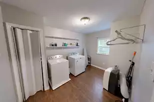 105 Cooper St, Charleston, SC 29403 - Photo 7