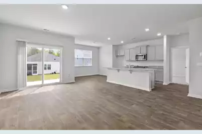 186 Cloverleaf Street, Summerville, SC 29483 - Photo 3