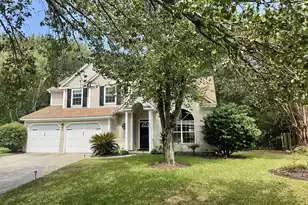 1901 Oak Tree Ln, Mount Pleasant, SC 29464 - Photo 5