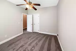 127 Manning Ct, Summerville, SC 29485 - Photo 13