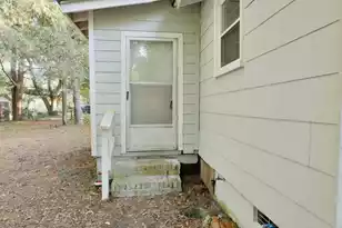 109 Bishop St, Walterboro, SC 29488 - Photo 35