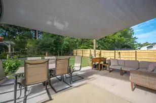 242 Medford Dr, Summerville, SC 29485 - Photo 5