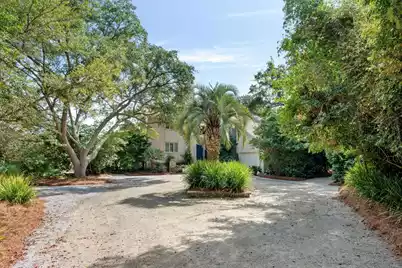 130 Edgewater Drive E, Charleston, SC 29407 - Photo 5