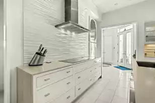 105 May Ln, Mount Pleasant, SC 29464 - Photo 9