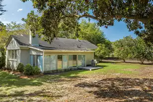 933 Lakeview Dr, Mount Pleasant, SC 29464 - Photo 71