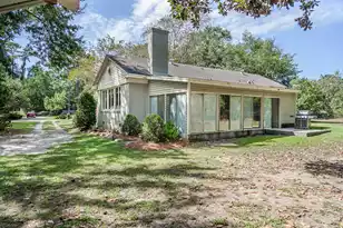 933 Lakeview Dr, Mount Pleasant, SC 29464 - Photo 41