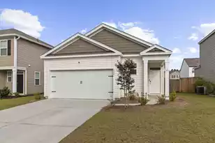 320 Bear Paw Ln, Summerville, SC 29486 - Photo 1