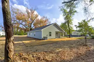 911 Lemacks Street N, Walterboro, SC 29488 - Photo 9