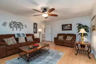 109 Swan Dr, Summerville, SC 29485 - Photo 7