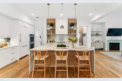 1142 Fulton Hall Lane, Mount Pleasant, SC 29466 - Photo 3