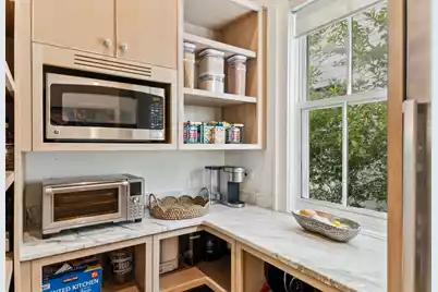 1142 Fulton Hall Lane, Mount Pleasant, SC 29466 - Photo 11