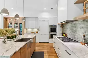 1142 Fulton Hall Ln, Mount Pleasant, SC 29466 - Photo 5