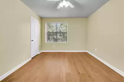 6239 Lucille Drive Drive #17-D, North Charleston, SC 29406 - Photo 11