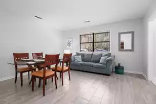 1815 Walsingham Way, Charleston, SC 29412 - Photo 5