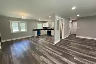 618 Boone Hill Rd, Summerville, SC 29483 - Photo 3