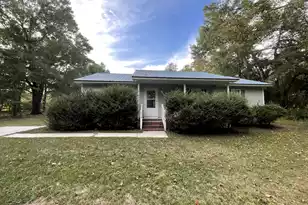 141 Lakewood Dr, Orangeburg, SC 29118 - Photo 1