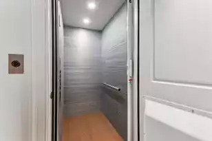 4 Trapman St, Charleston, SC 29401 - Photo 7